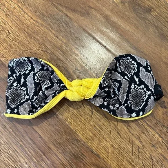 Indah reversible twist knit bikini top - Picture 1 of 4